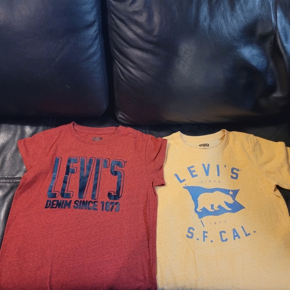 4 boys T Shirts size Medium in like new condition. - Picture 6 of 10